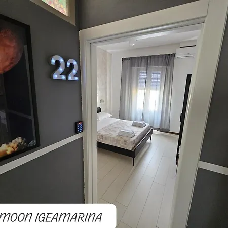 Hotel Paper Moon 2*
